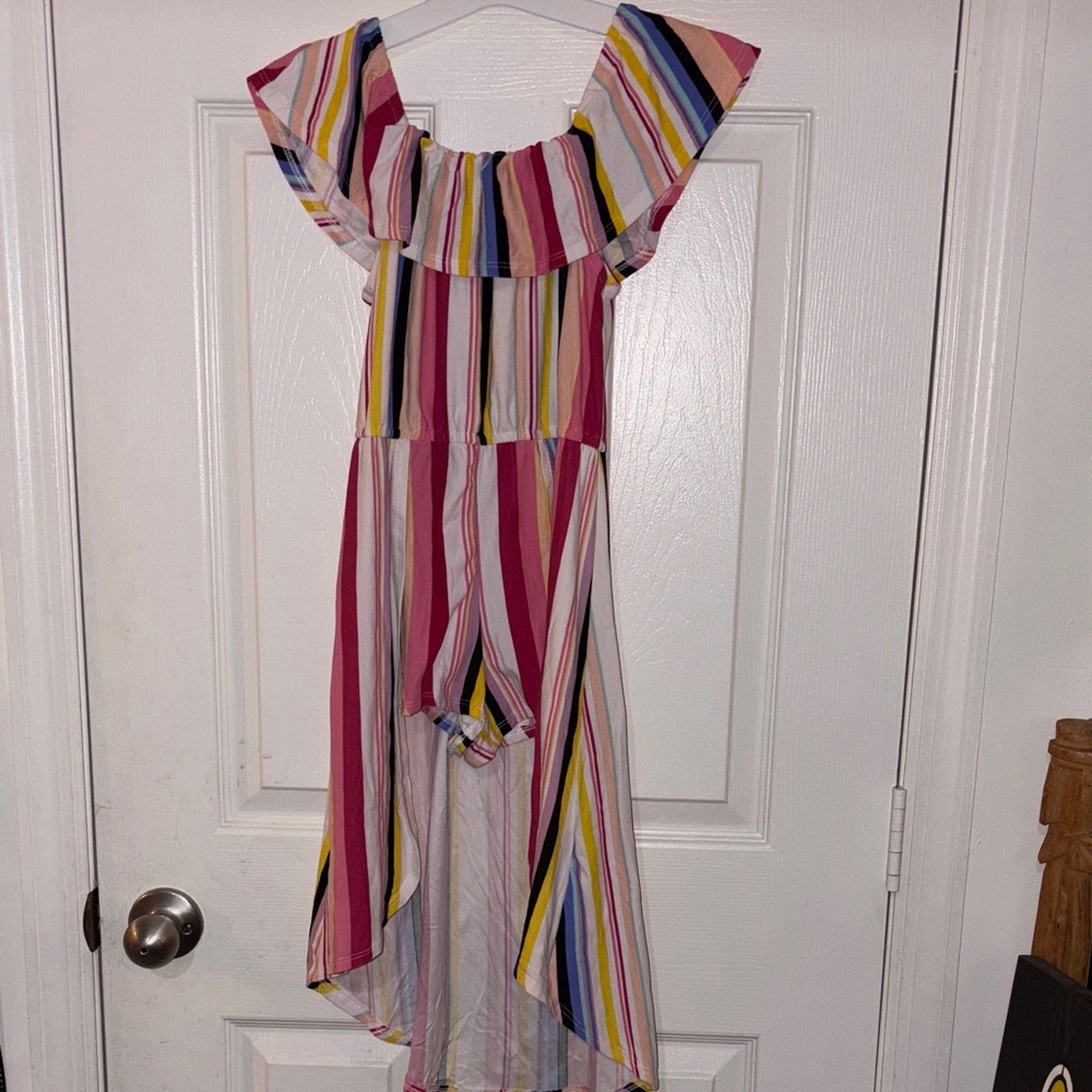 Colorful Striped Off-Shoulder jumper with long back train size 7